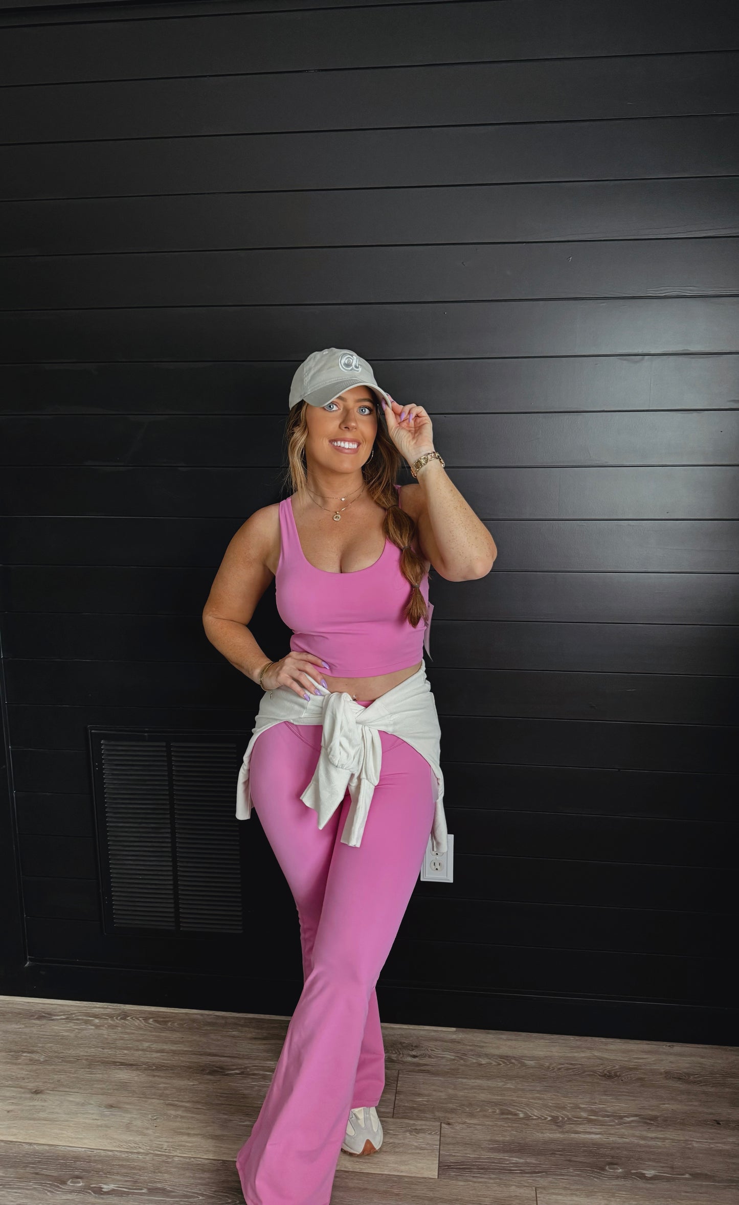 Contour Seam Flared Leggings