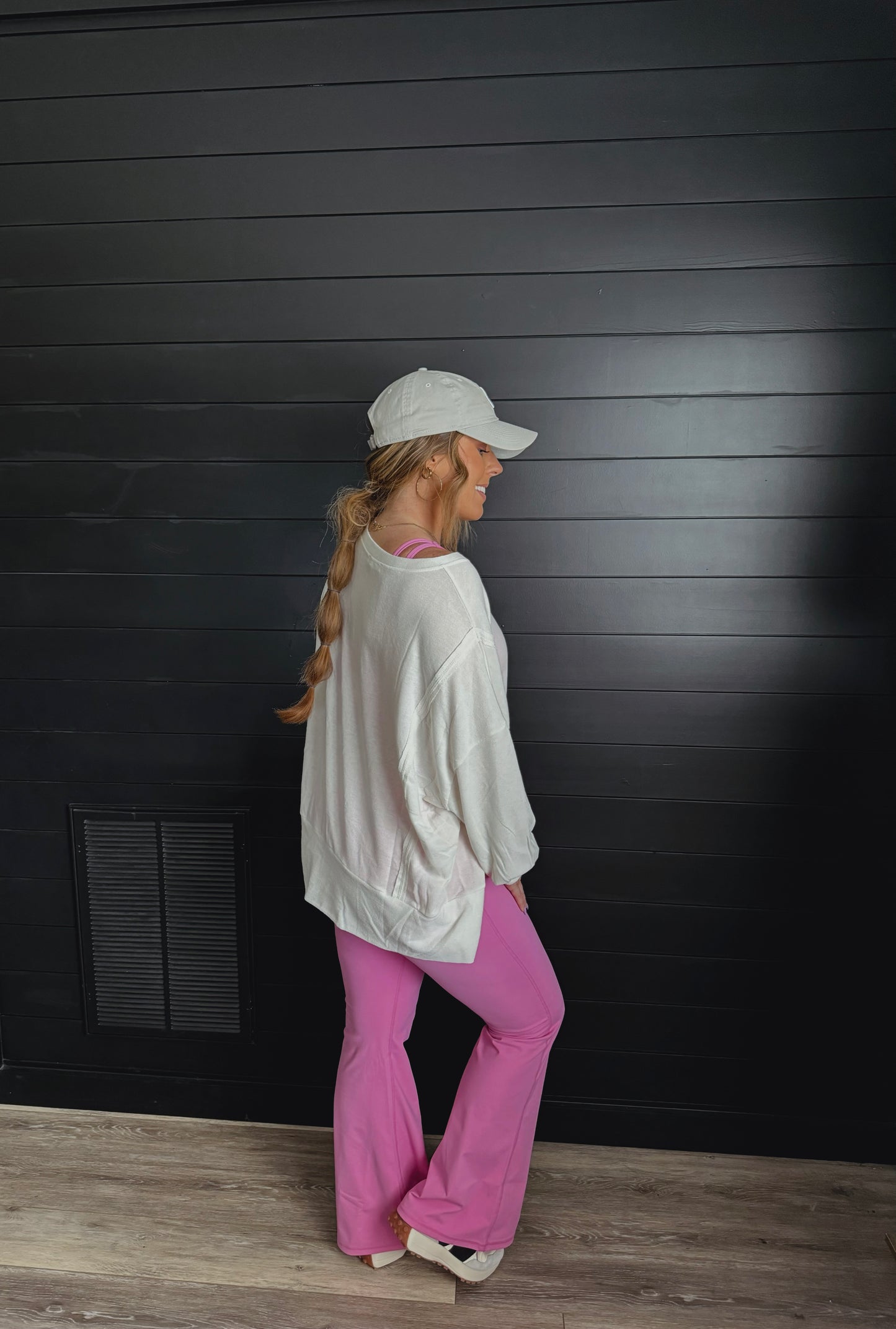 Contour Seam Flared Leggings